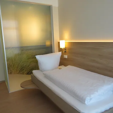 Dlrg Tagungszentrum Delphin מלון 4*