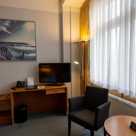 Hotel Dlrg Tagungszentrum Delphin 4*