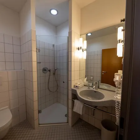 Dlgr塔贡森通海豚酒店 4* 巴特嫩多夫