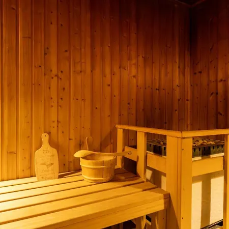 Dlgr塔贡森通海豚酒店 巴特嫩多夫