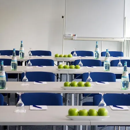 Dlrg Tagungszentrum Delphin באד ננדורף